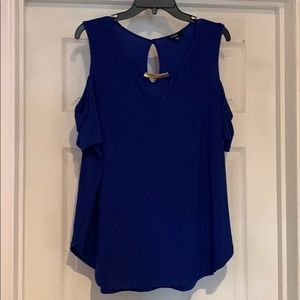 AUW Cold shoulder blouse